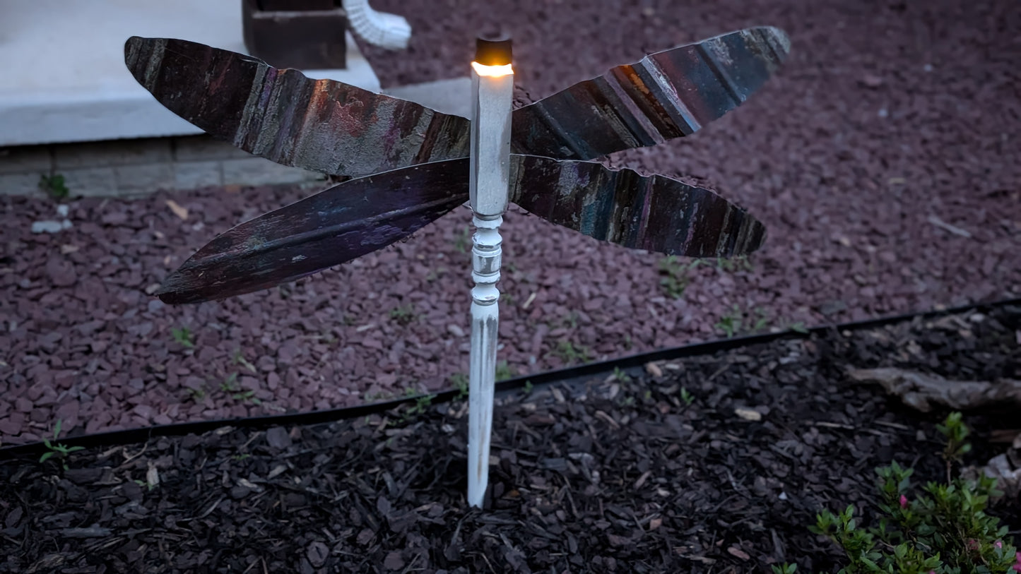 Rust & Wing Solar Dragonfly