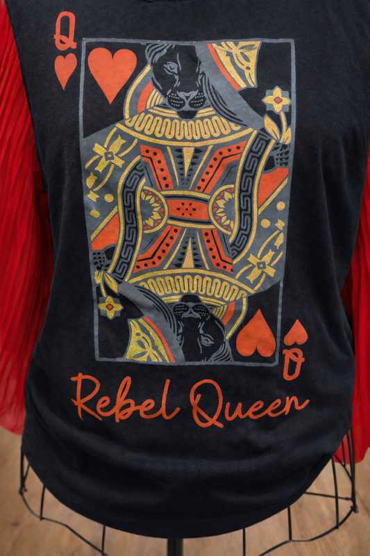 Rebel Queen flipped tee